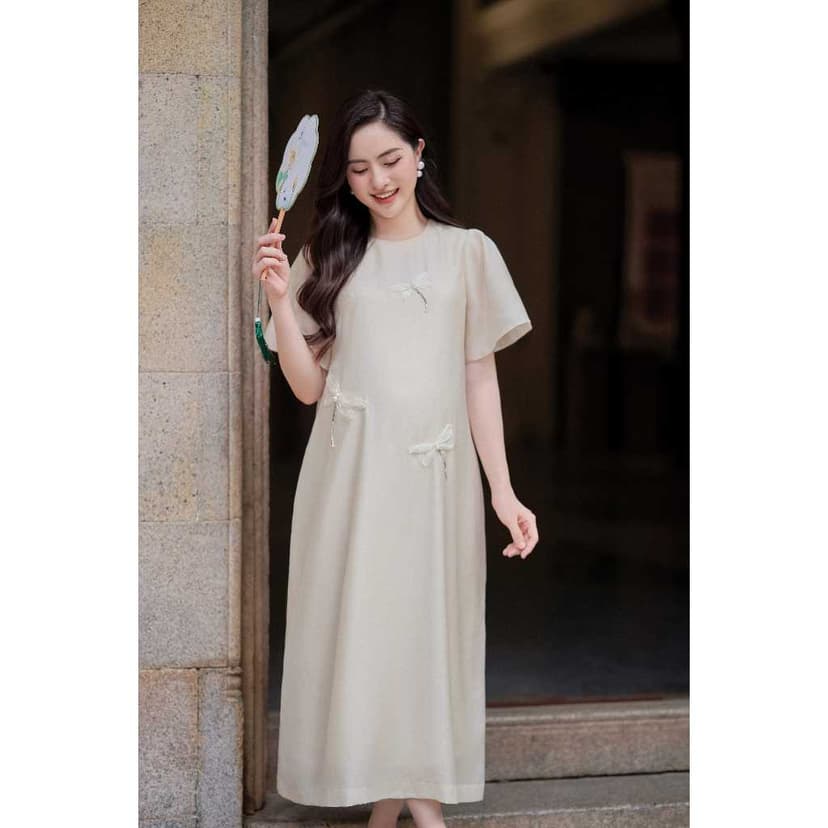 Ảnh Váy bầu, đầm bầu JAMIE Dress dáng suông chum tay cánh tiên che khuyết điểm  hoạ tiết chuồn chuồn thêu ruy băng L'AMME 3