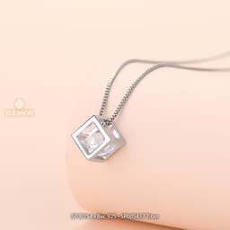 Thumbnail Dây chuyền bạc nữ Eleanor Accessories mặt hình hộp đính đá bạc 925 phụ kiện trang sức vòng cổ 1549 2