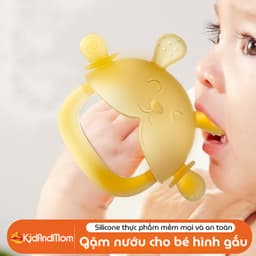 Thumbnail Gặm Nướu Cho Bé Xỏ Tay Hình Gấu KidAndMom Đồ Chơi Gặm Nướu Silicone Siêu Mềm An Toàn Cho Bé Sơ Sinh 1