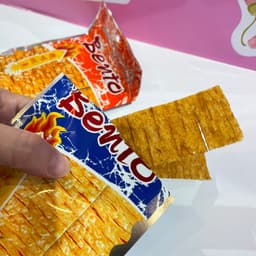 Thumbnail Combo 6 gói Snack Mực Bento Thái Lan 18gr (2 đỏ + 2 vàng + 2 xanh lá) 1