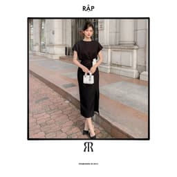 Thumbnail RẬP - Đầm Đen Cổ Tròn Tay Lỡ Cài Hoa Eo Nhún Thân Xẻ - XMAS 03 1
