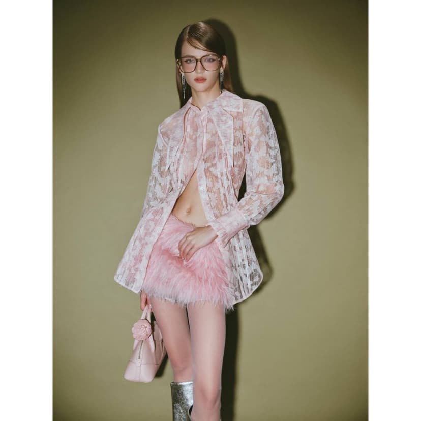 Ảnh DEAR JOSÉ - Áo sơ mi cổ cánh hồ điệp vải organza hồng - Mothra 4