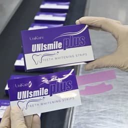 Thumbnail Miếng Dán Hỗ Trợ Trắng Răng UNIsmile PLUS, Hỗ Trợ Sáng Răng Ố Vàng, Hỗ Trợ Làm Sạch Mảng Bám Cao Răng - Hộp 5 Miếng 4