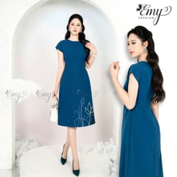 Thumbnail Đầm Trung Niên Suông Xanh Kết Hạt Thiết Kế Cao Cấp EMY EM9400 Nhã Nhặn Dịu Dàng Đi Chơi, Đi Dự Tiệc 1