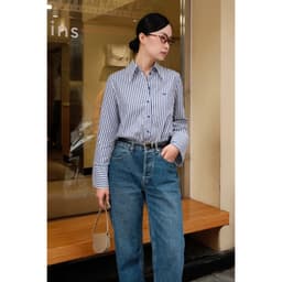 Thumbnail TheBlueTshirt - Áo sơ mi sọc xanh tay dài măng sét to vạt bầu cho nữ - Sydney Oversize Shirt - Women 3
