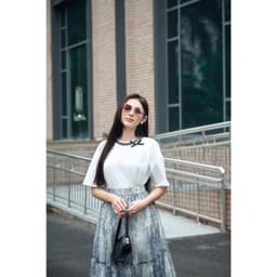 Thumbnail Áo Thun 𝐂𝐂𝐇𝐀𝐓 Dáng Suông Cộc Tay Trang Trí Chất Liệu Thoáng Mát Cao Cấp 1