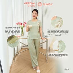 Thumbnail Đồ bộ mặc nhà nữ lụa satin jacquard SUNFLY áo cộc quần dài SP2215, bộ lụa trung niên mềm mịn 2