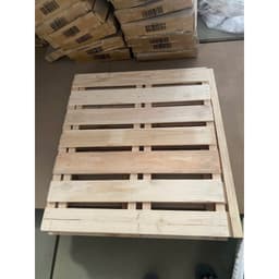 Thumbnail Tấm pallet gỗ thông Behomes, dùng làm giường pallet hoặc decor, gỗ đã xử lí ẩm mốc mối mọt (Giá 1 tấm pallet) 1
