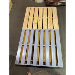 Thumbnail Tấm pallet gỗ thông Behomes, dùng làm giường pallet hoặc decor, gỗ đã xử lí ẩm mốc mối mọt (Giá 1 tấm pallet) 3