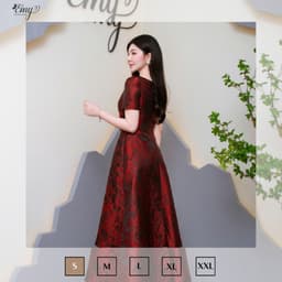 Thumbnail Đầm Thiết Kế EMY Thời Trang Cao Cấp EM9604 Vải Gấm Hoa Lan Đỏ Đô Sang Chảnh Đi Tiệc 3