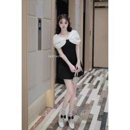 Thumbnail Váy Tiểu Thư Dáng Ngắn Trễ Vai Đính Đá  LECOONG V756 Đầm Thiết Kế Đẹp Phối Đen Be Sang Chảnh 3