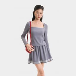 Thumbnail Áo Thun Gân Tay Dài MARC FASHION Form Ôm Cổ Vuông Phối Viền - CBNH011625 2