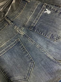 Thumbnail Quần Jean Ống Loe Nữ Thêu Thỏ Màu Đậm Dễ Phối Đồ ENVY J151 3