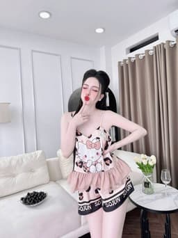 Thumbnail Đồ Ngủ Sexy Nữ Bộ Sexy Tơ Ánh Nút Bọc Dưới 62Kg 2