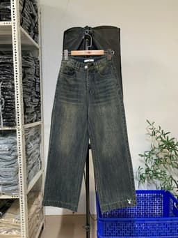 Thumbnail Quần Jean Ống Suông Nữ Dáng Ngắn Vải Mềm ENVY J150 3