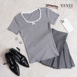 Thumbnail Áo thun nữ YOUNGER BY CARDINA chất bozip dáng ngắn cổ U phối ren 5YAFC03 3