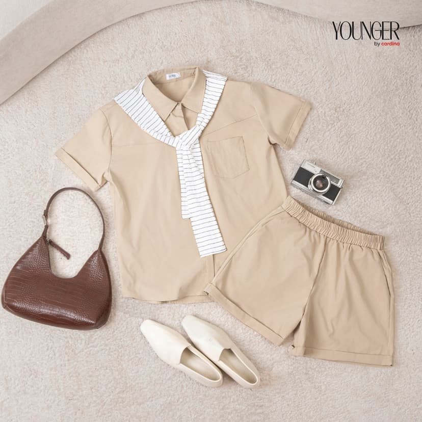 Ảnh Bộ đồ nữ YOUNGER BY CARDINA chất liệu thô kaki áo phối cổ sơ mi phối vạt áo trẻ trung năng động 5YBKN01 1