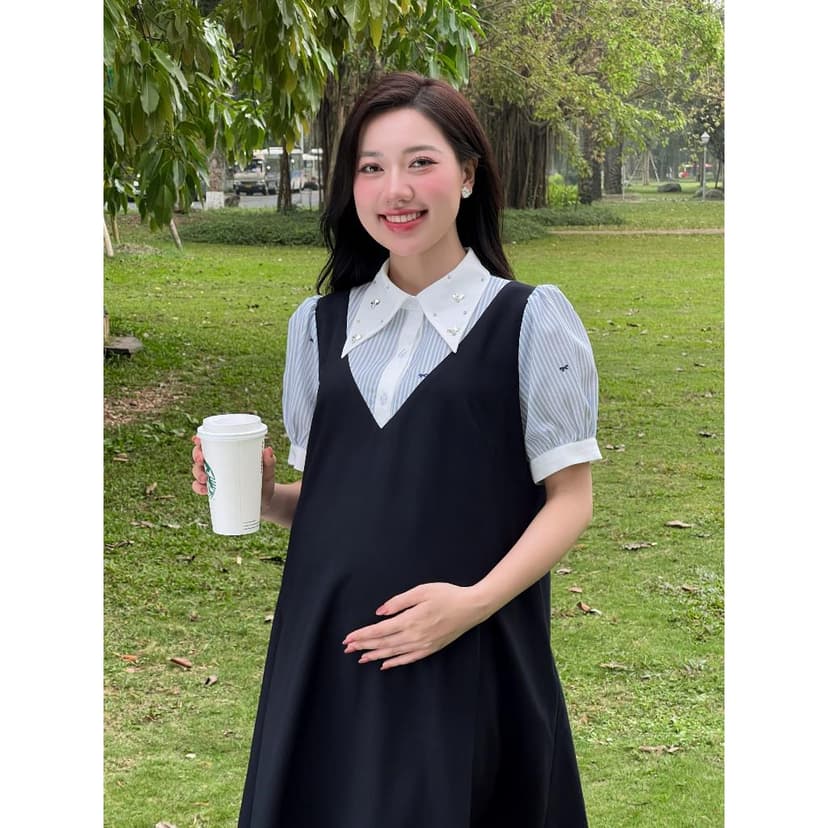 Ảnh Váy bầu, đầm bầu Keva Dress giả yếm phối cổ sơ mi đính đá chất liệu xước hàn thiết kế BY L'AMME 4