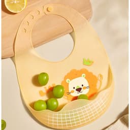 Thumbnail Yếm Máng silicone Hình Trứng KidAndMom siêu nhẹ siêu mềm mại có nấc điều chỉnh 1