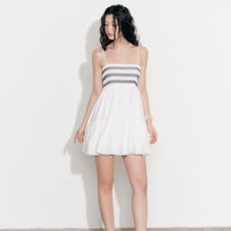 Thumbnail DOTTIE - Đầm ngắn chạy smocking trang trí - Trắng - D0697 3