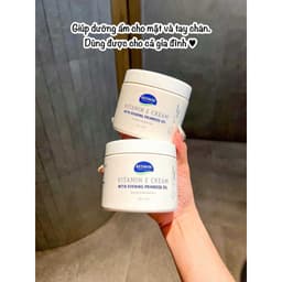 Thumbnail Kem dưỡng ẩm Vitamin E Redwin Úc mẫu mới 330g giúp dưỡng sáng và cấp ẩm cho làn ra. 4