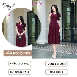 Thumbnail Đầm Thiết Kế EMY Thời Trang Cao Cấp EM7685 Vải Carolan,Nền Đỏ Sang Chảnh Đi Tiệc 4