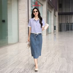 Thumbnail Áo sơ mi nữ CARDINA chất thô dáng croptop có đường rút gấu trẻ trung năng động 5ASC10 4