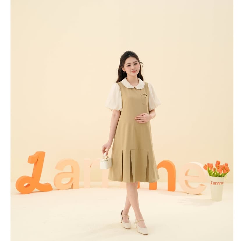 Ảnh Váy bầu, đầm bầu Elena Dress thiết kế cổ sen cách điệu phối chân váy đuôi cá xếp ly, chất vải chéo hàn BY L'AMME 1