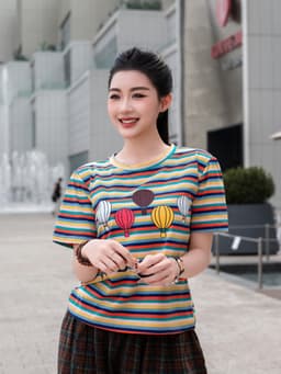 Thumbnail Áo Thun Nữ Laroma 02 | Mềm Mát - Thấm Hút Mồ Hôi - An Toàn Cho Da - Bền Bỉ 1