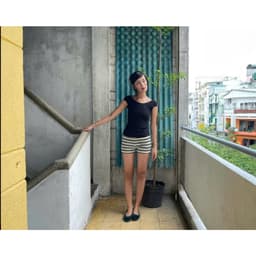 Thumbnail làminapparel - CURVED V-NECK TOP 4