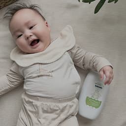 Thumbnail Nước tắm gội thảo dược cho bé Kutieskin 500ml 2