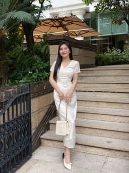 Thumbnail Đầm dự tiệc LILY kem dáng dài tay con đính nơ sang trọng Callene (CC470) 1