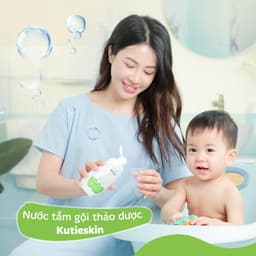 Thumbnail Combo Nước tắm gội thảo dược và Kem bôi dịu da Kutieskin - STK01, KKD01 1