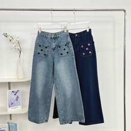 Thumbnail Quần Jean Nữ 𝐂𝐂𝐇𝐀𝐓 Dáng Suông Chữ K Trang Trí Túi Chất Liệu Jeans Cao Cấp 15GDJ2020ST 4