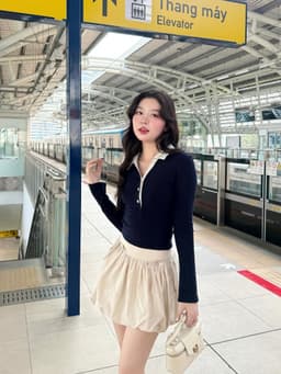 Thumbnail Áo thun tay dài nữ cổ polo GAGO Brand chất cotton mềm mịn tôn eo màu xanh 1