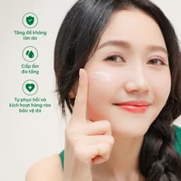 Thumbnail Kem Dưỡng Ẩm Da Mặt Cấp Ẩm Đa Tầng Tơ Tằm Ngăn Ngừa Lão Hóa Cỏ Mềm 50gr 2