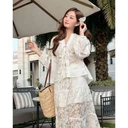 Thumbnail TUBYCATU | Chân váy ren trắng/ đen Lace Maxi Skirt 3