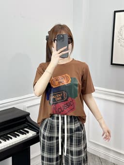 Thumbnail Áo Thun Nữ Laroma 04 | Mềm Mát - Thấm Hút Mồ Hôi - An Toàn Cho Da - Bền Bỉ 2