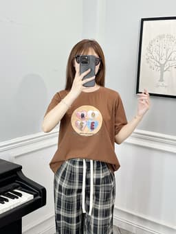 Thumbnail Áo Thun Nữ Laroma 04 | Mềm Mát - Thấm Hút Mồ Hôi - An Toàn Cho Da - Bền Bỉ 4