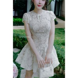 Thumbnail Váy Tiểu Thư Màu Trắng Phối Hoa Nổi LECOONG V775 Đầm Đẹp Xếp Ly Đi Tiệc Sang Chảnh 2