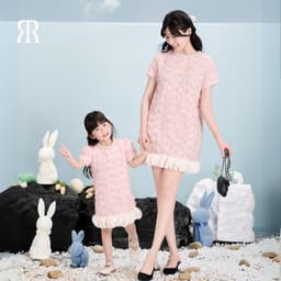 Thumbnail RẬP MOMMY & BABY - Đầm Hồng Cổ Tròn Kết Dây Tweed Tay Ngắn - PARIS 04 1