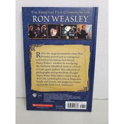 Thumbnail Sách Tiếng Anh: CINEMATIC GUIDE - ALBUS DUMBLEDORE/ RON WEASLEY 4
