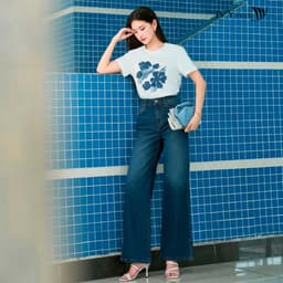 Thumbnail Floral Printed Tee – Áo thun cotton họa tiết, Áo nữ trẻ trung dạo phố IVY moda MS 57M9134 3