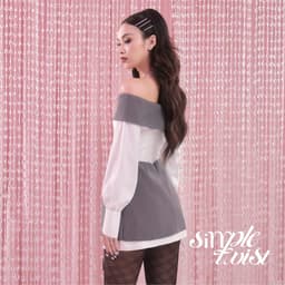 Thumbnail Đầm trễ vai tay dài màu trắng phối xám sọc vạt chéo NEVER UNCOOL thanh lịch, tinh tế - Simple Twist 3