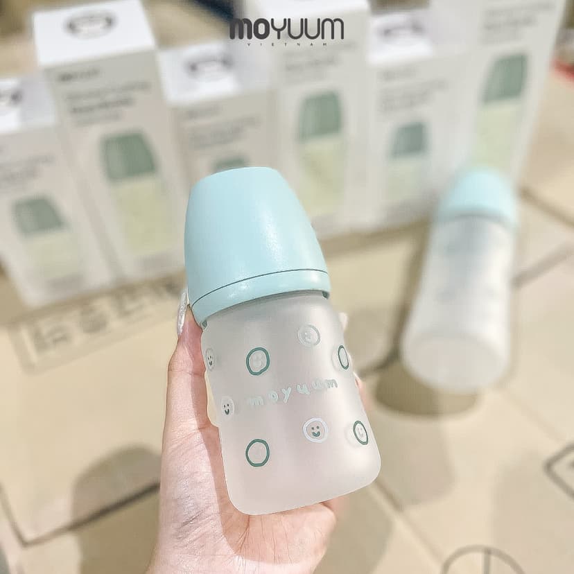 Ảnh Bình Sữa Moyuum Thuỷ Tinh Tráng Silicone ( 150ml/240ml ) 2