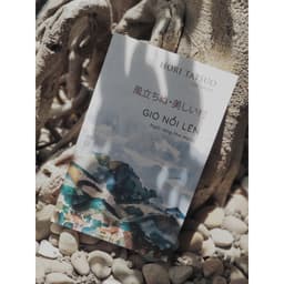 Thumbnail Sách - Gió Nổi Lên - Ngôi Làng Thơ Mộng 3