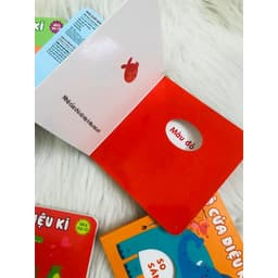 Thumbnail Sách: Combo Ô Cửa Diệu Kì - Sách Đục Lỗ 4