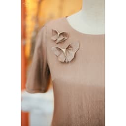 Thumbnail Đầm suông - Cổ tròn kết hoa hồ điệp tay ngắn - Nâu trà - TTV Store thời trang nữ TTV1724 2