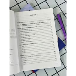 Thumbnail Sách - Ôn luyện trắc nghiệm thi tốt nghiệp trung học phổ thông môn Vật lí 3