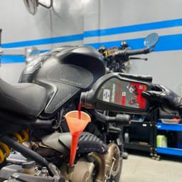 Thumbnail Dầu Nhớt Xe Moto Fuchs Silkolene Pro 4 XP 10w50 1L 3